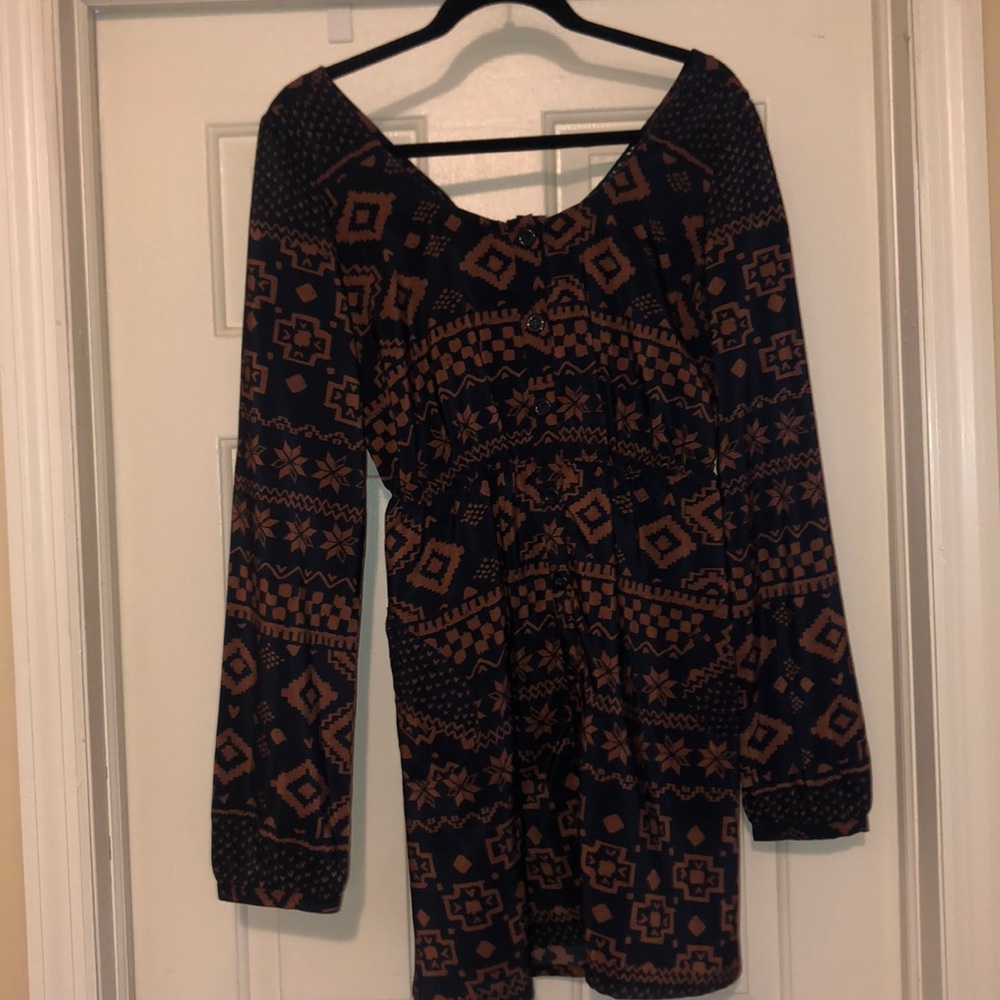 Bell sleeved, Aztec printed dress
